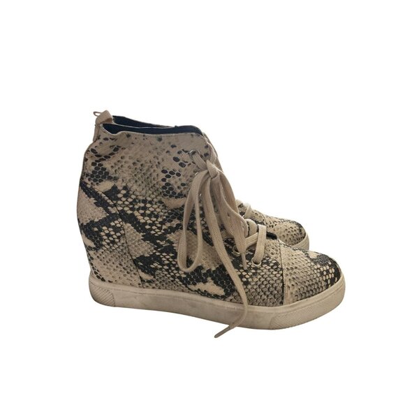Madden Girl Women's Size 8 Textile Snake Print hidden heel Wedge Sneakers shoe - Picture 4 of 7